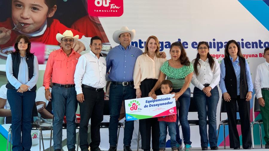Entregan Gobierno y DIF Tamaulipas equipamiento para desayunadores escolares