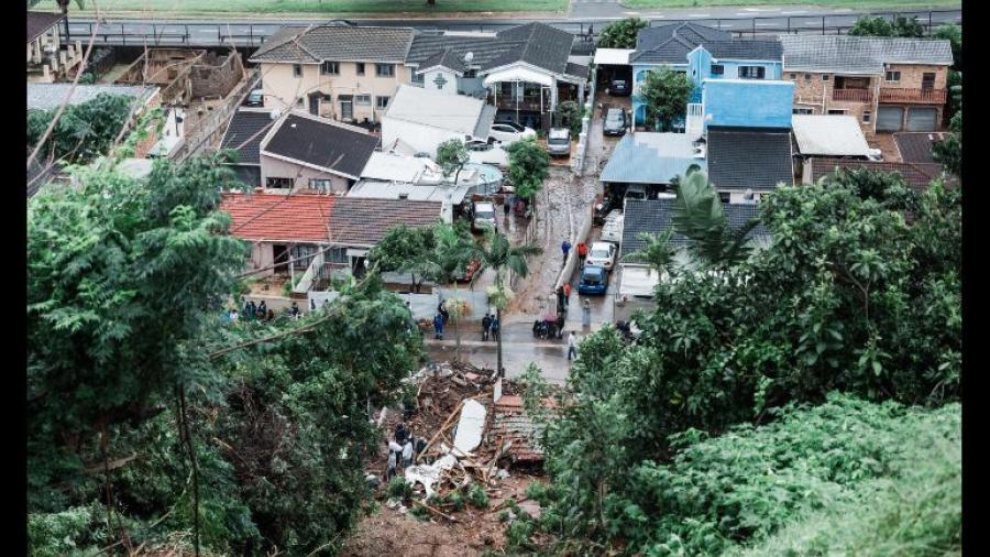 Mueren al menos 60 personas por fuertes lluvias en Sudáfrica