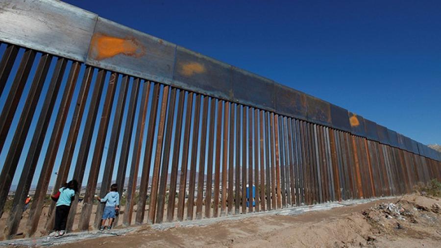 Trump visitará Texas el martes para supervisar el muro fronterizo con México
