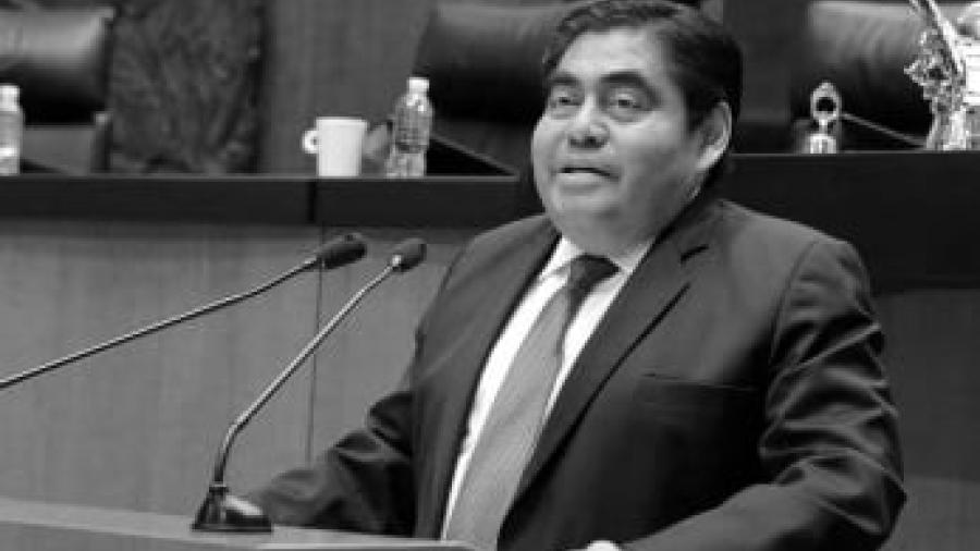 Senado alista homenaje póstumo a Miguel Barbosa