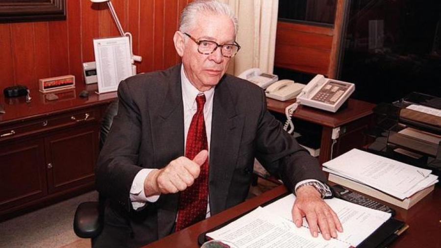 Fallece Gonzalo Mart&iacute;nez Corbal&aacute; 