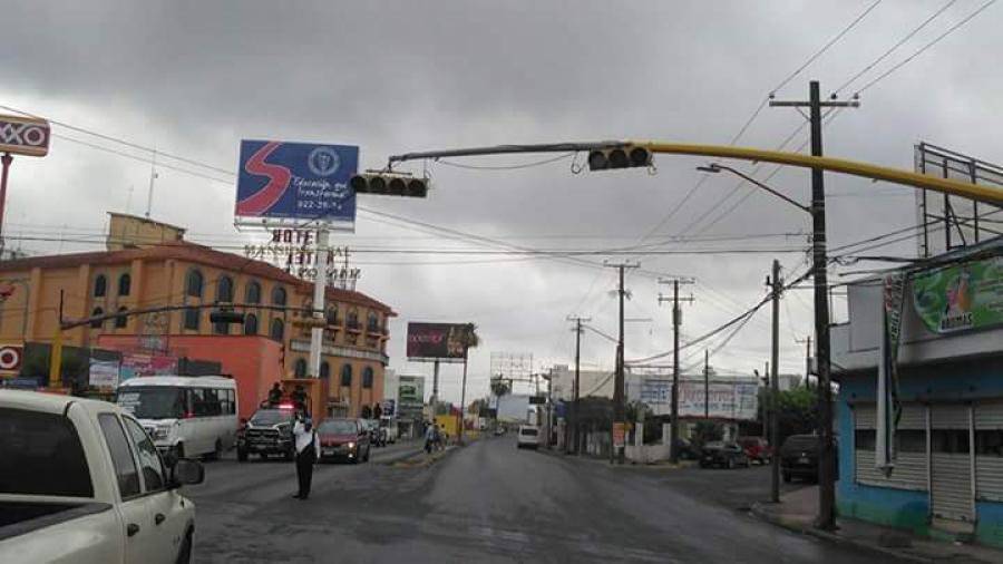 Servicios Públicos Primarios trabaja en la reparación de semáforos