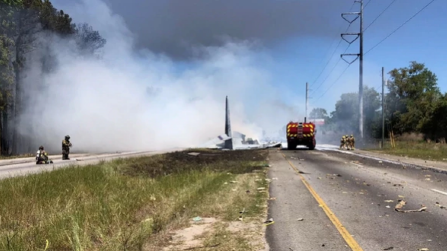 Avión de carga militar se estrella en Georgia