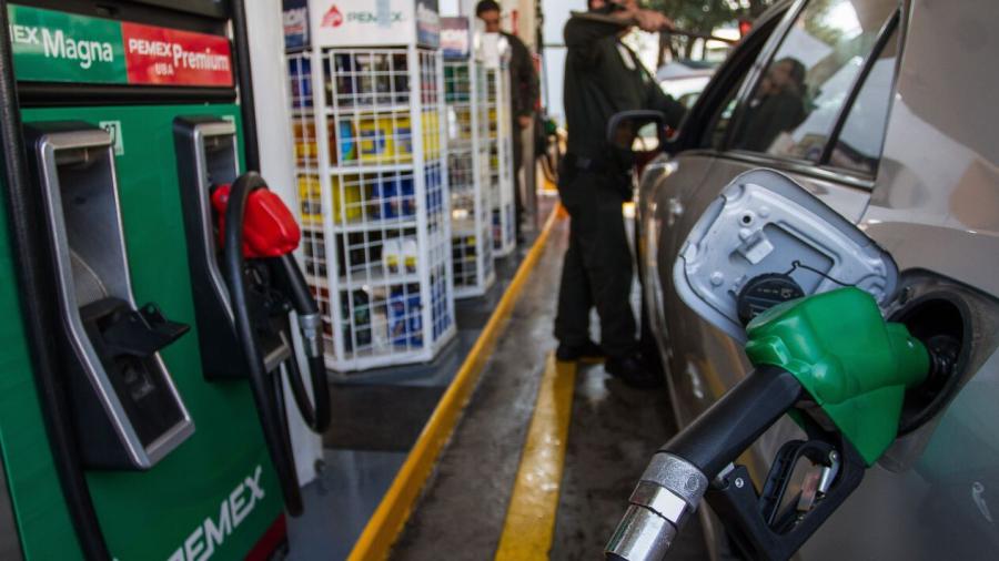 Eliminan IEPS de la gasolina Premium; Magna y Diésel se reduce nuevamente 