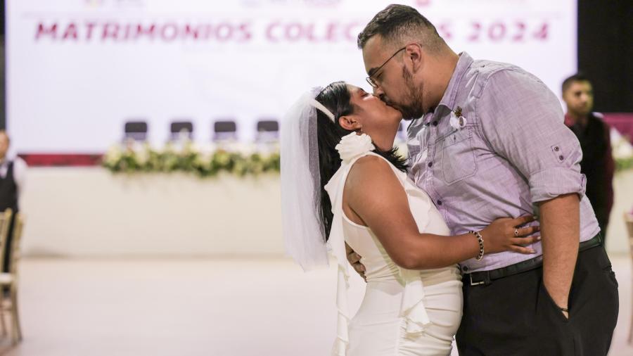 Unió Alcalde Carlos Peña Ortiz a 148 parejas en Matrimonios Colectivos