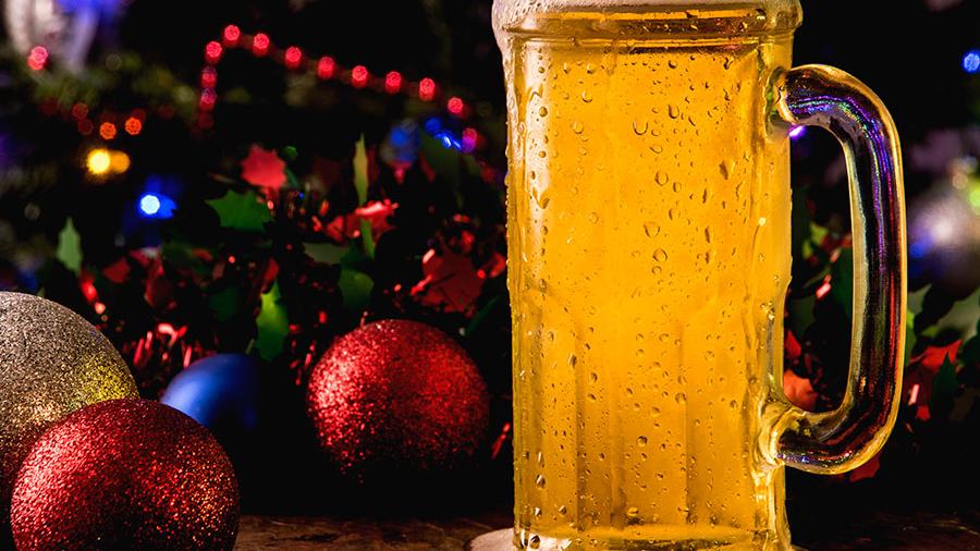 Cerveza, más presente en diciembre que en verano