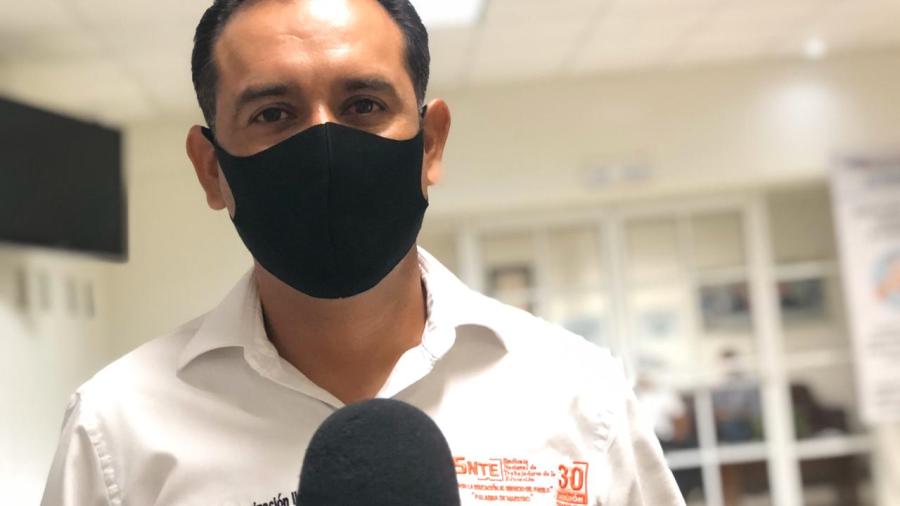 Continúan docentes en espera de modelo de evaluación a distancia: SNTE