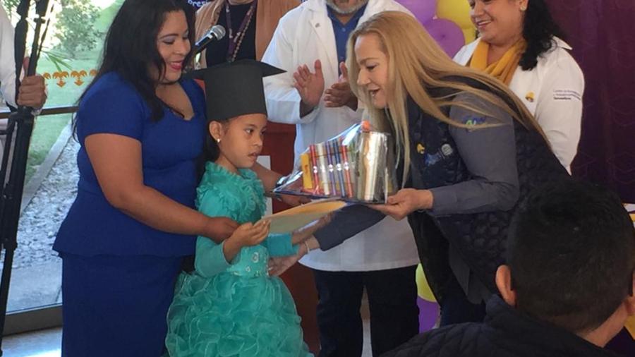 Se avanza en la atención a niños y jóvenes con problemas motrices y neurológicos