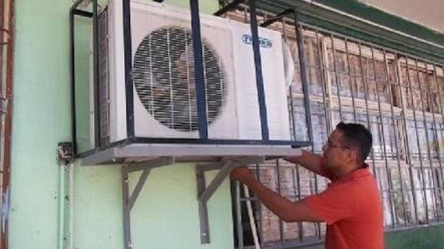 Climatizarán 300 aulas por altas temperaturas