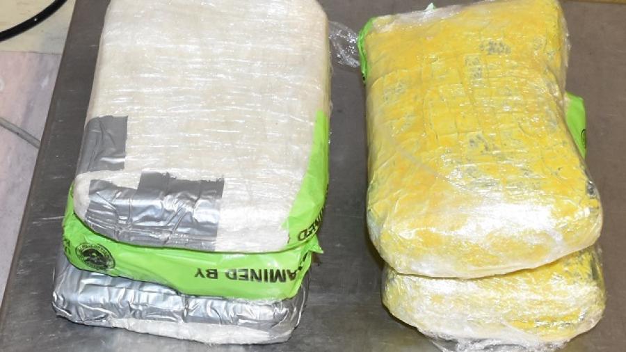 Confiscan 11.46 libras de cocaína en Puente Internacional