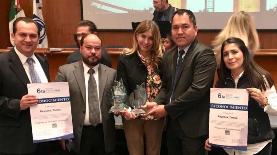 Recibe Maki Ortíz reconocimiento por parte de la Asociación Nacional de Alcaldes