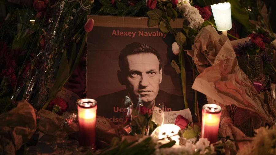 Promete EU severas sanciones a Rusia por muerte de Navalny