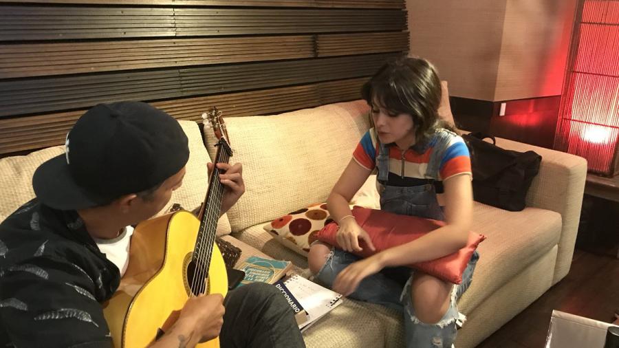 Habrá dueto musical entre Alejandro Sanz y Camila Cabello