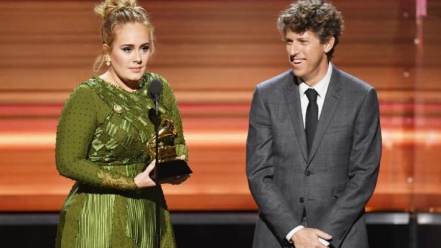 Adele gana el Grammy a Mejor Canción y Álbum del Año