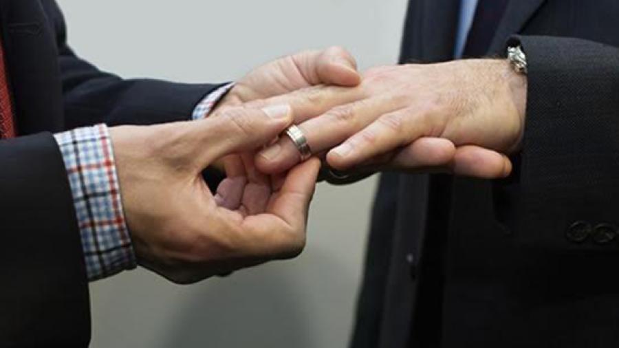 Realizarán primera boda entre personas del mismo sexo 