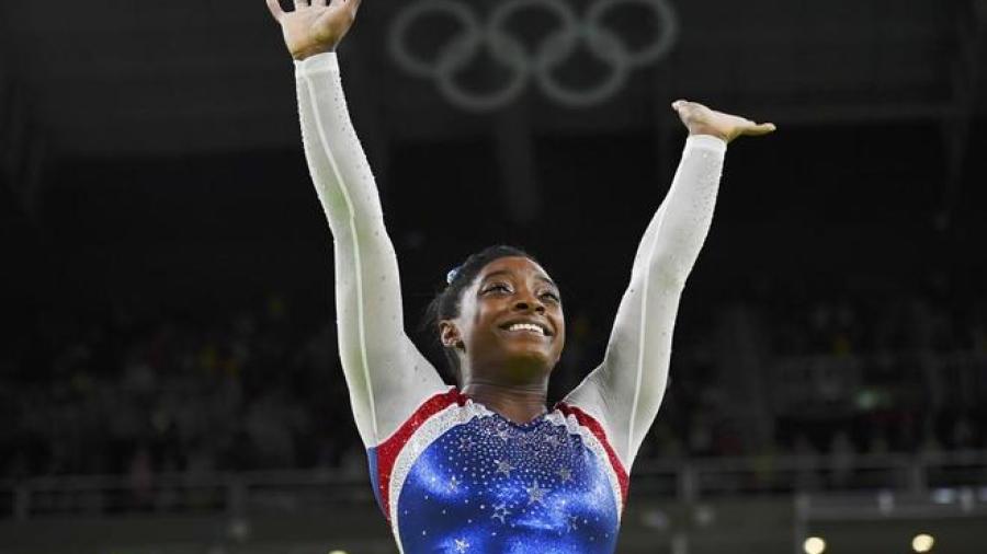 Ex médico abusó sexualmente de Simone Biles