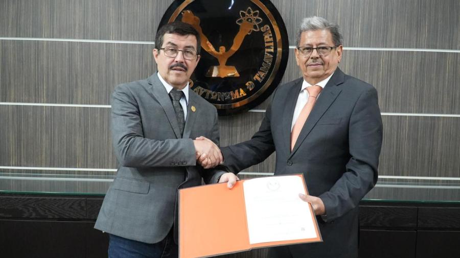 Designa rector a Ismael Quintanilla como abogado general de la UAT