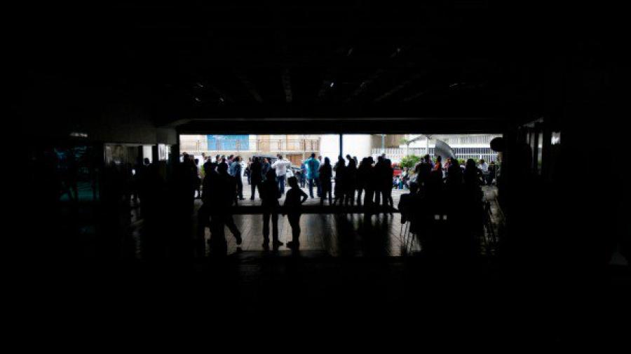 Gran apagón genera caos en Caracas
