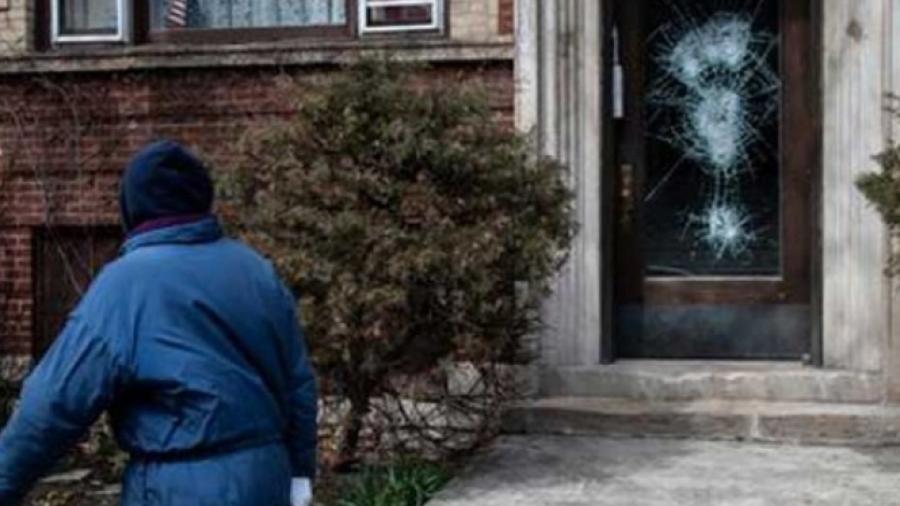 Policía hiere a estudiante que empuñaba un tubo