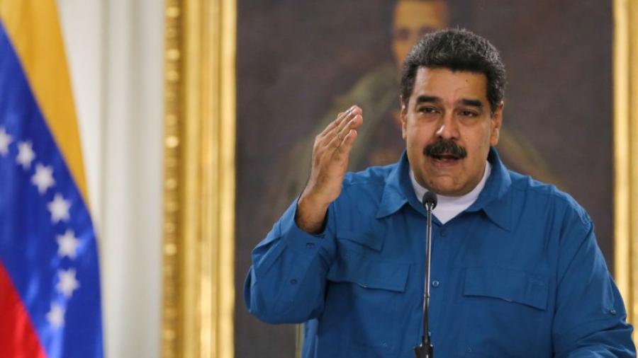 Tribunal venezolano solicita a la PGR detener a Maduro en su llegada a México