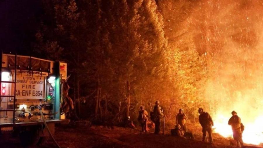 Van 83 muertos por incendios en California