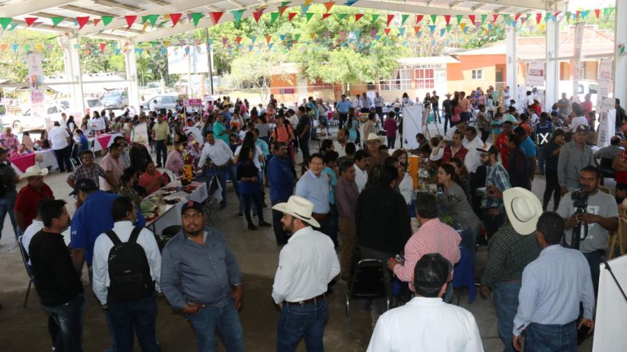 Gobierno Federal respalda Ferias Ejidales del Ayuntamiento de Victoria   