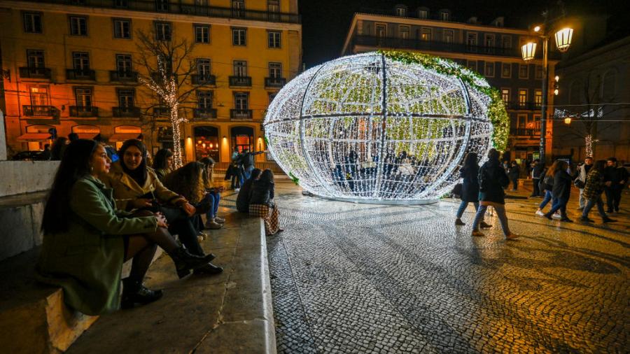 Después de Navidad, Portugal pondrá en cuarentena a sus habitantes