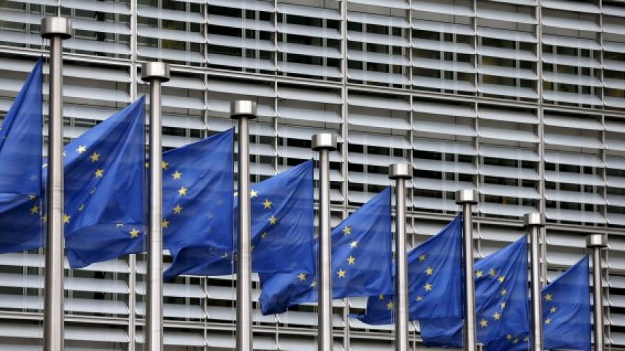 UE analiza aranceles para EU en respuesta a Trump