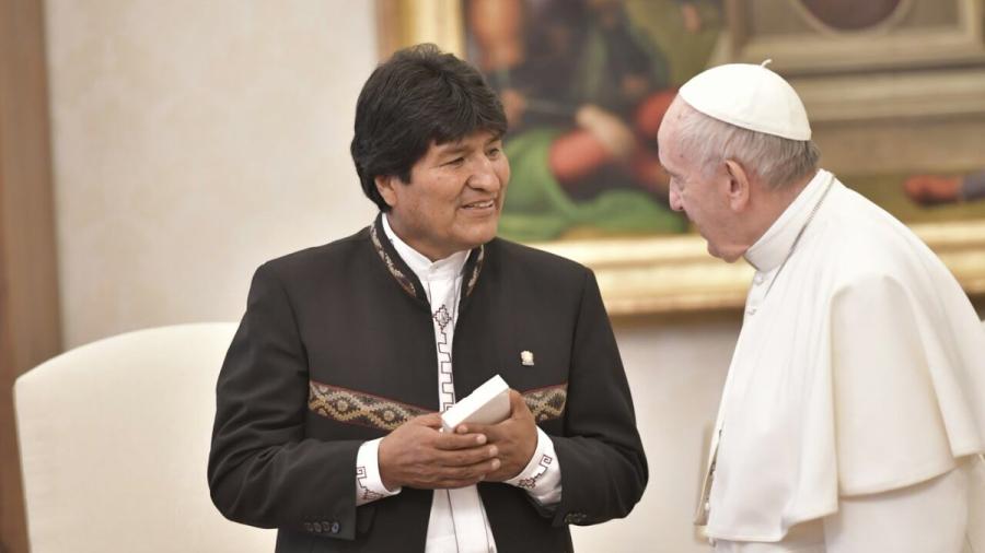 Evo Morales visita al Papa Francisco y le agradece su apoyo