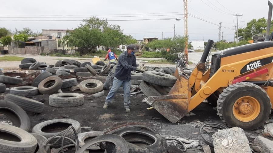 Agiliza Ayuntamiento de Reynosa limpieza y descacharrización de la vía pública