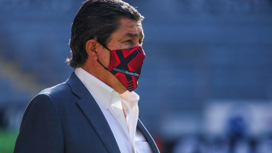 Anuncia FC Juárez destitución de Luis Fernando Tena 
