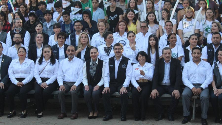 Impulsamos una Universidad más humana, transparente y socialmente responsable: Dámaso Anaya