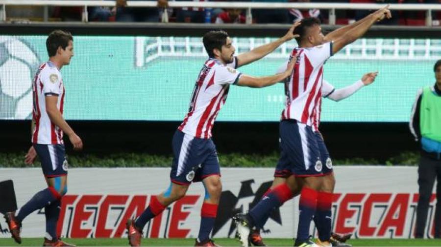 Chivas vence 1-0 al Atlas