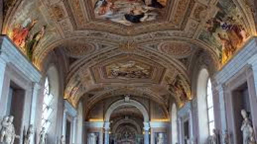 Museos Vaticanos exhiben tesoros 