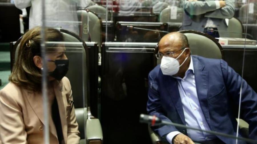 Fallece diputado del PRI René Juárez Cisneros 