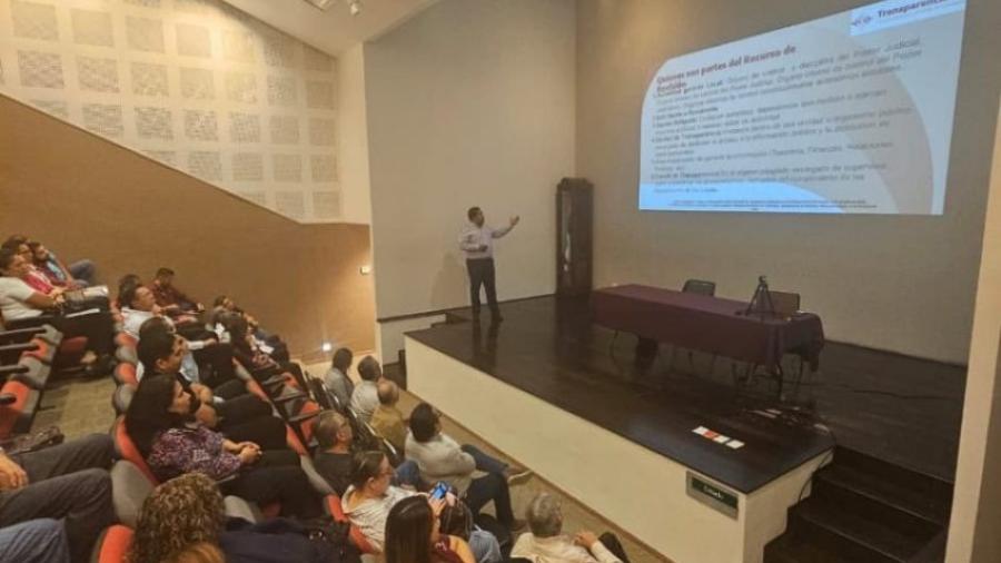 Refuerza Transparencia para el Pueblo su función en el servicio público