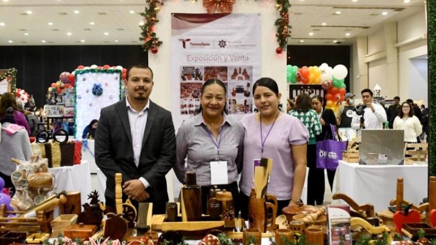 Artesanías hechas en CEDES forman parte del Segundo Bazar “Un DIFciembre para Recordar”