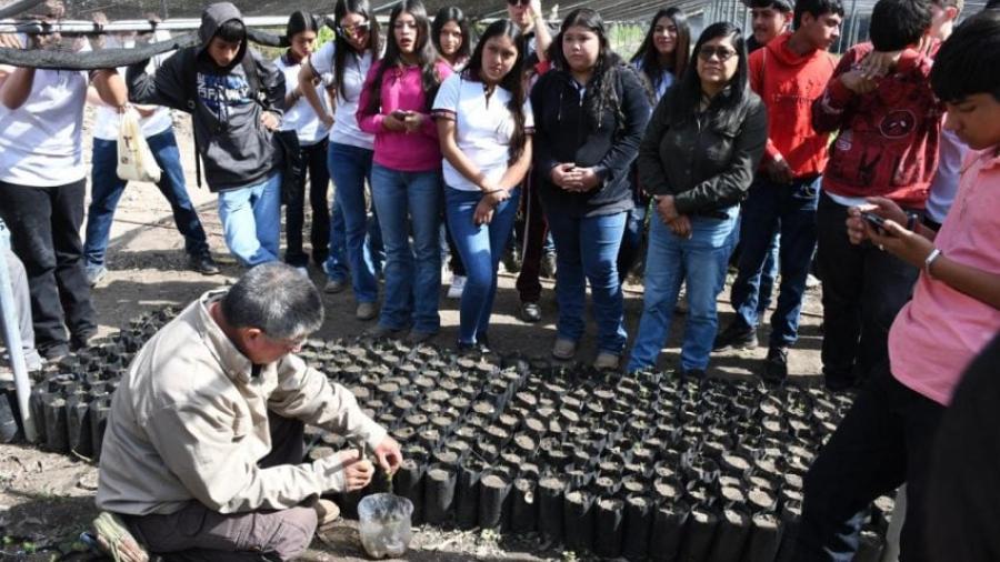 Impulsa Secretaría de Desarrollo Rural capacitación forestal en estudiantes de bachillerato
