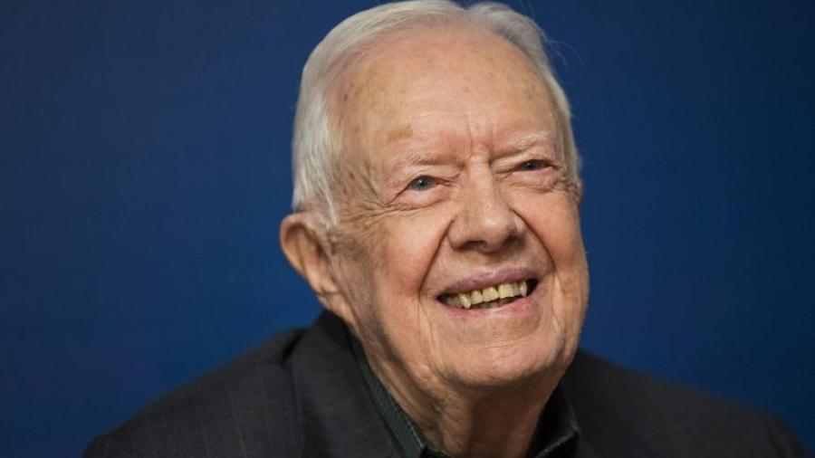 Ex presidente de EUA, Jimmy Carter se recupera de cirugía