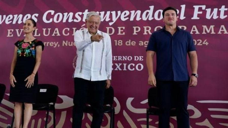 Abuchean a Samuel Garcia en evento de AMLO y Sheinbaum