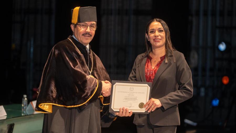  Reconoce la UAT a investigadora con el premio “Dr. Norberto Treviño Zapata”