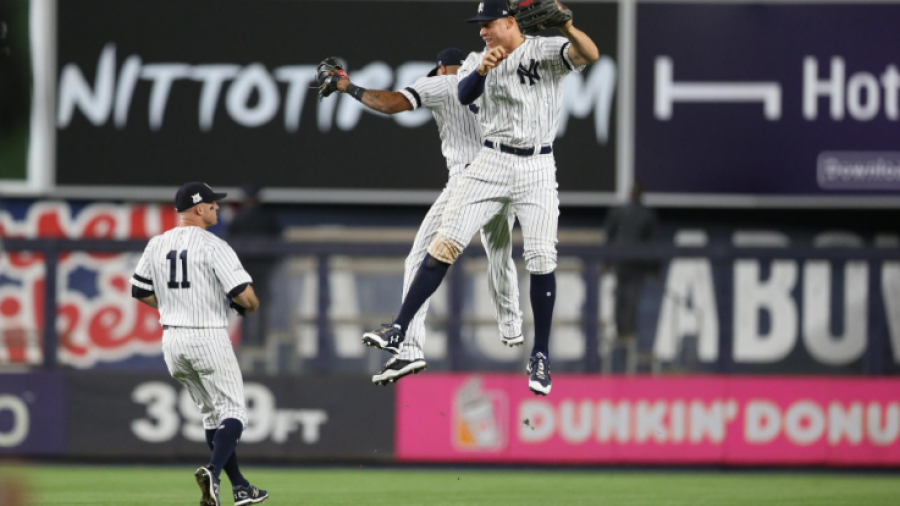 Yankees gana a Astros y se encuentra a un triunfo de la Serie Mundial