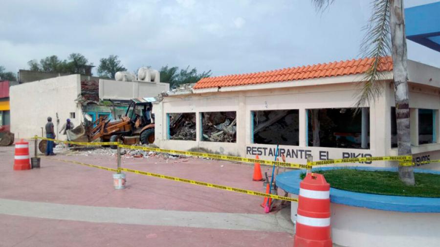 Construirán plaza comercial en escolleras de Miramar