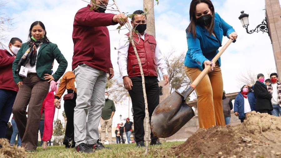 Alcaldesa Carmen Lilia busca proteger el entorno para un mejor Nuevo Laredo