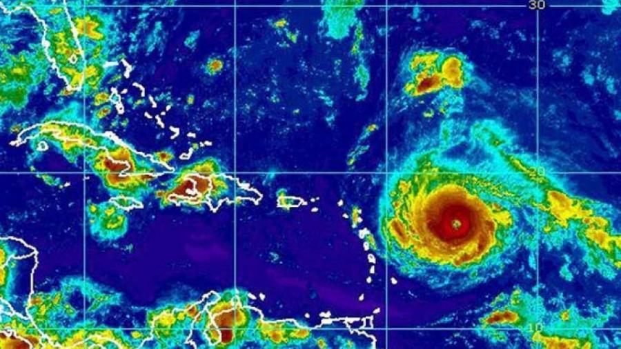 Huracán "Irma" sube a categoría 5