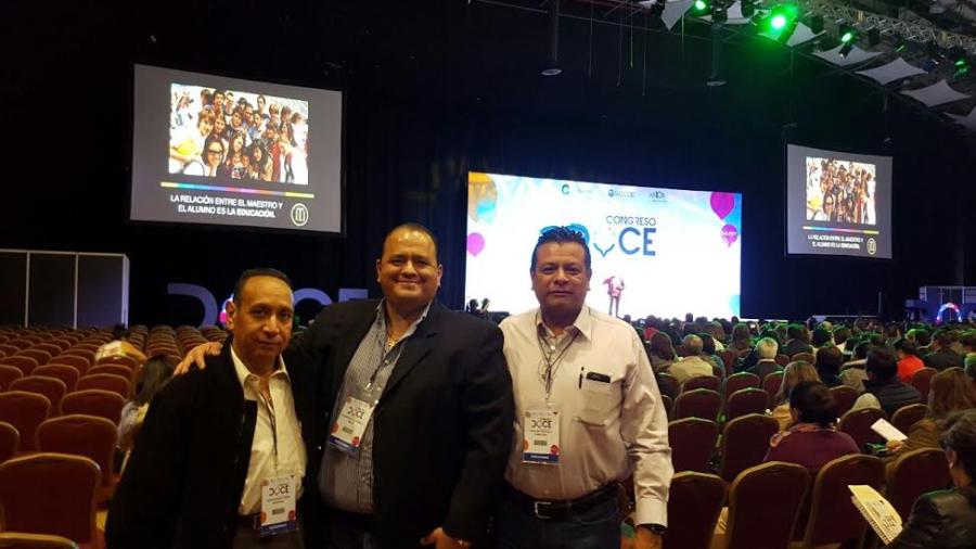 Asisten directivos de Conalep a Congreso Doce, en CDMX