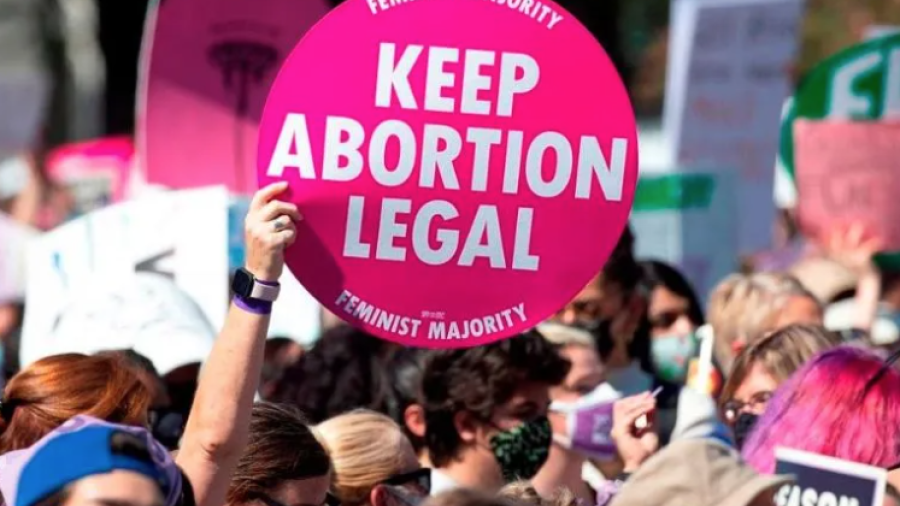 Juez federal suspende temporalmente Ley sobre el aborto de Texas