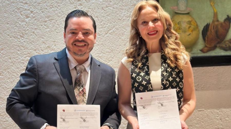 Firma José Ramón Silva compromiso con la Alianza por una Movilidad Sostenible para Todos