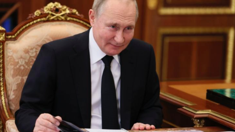 Putin reconoce que operación militar en Ucrania ha tardado más de lo previsto