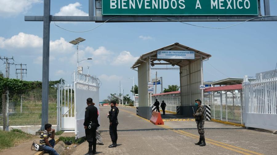 Tras acuerdo de vacunas con EU, México restringe tránsito en frontera sur